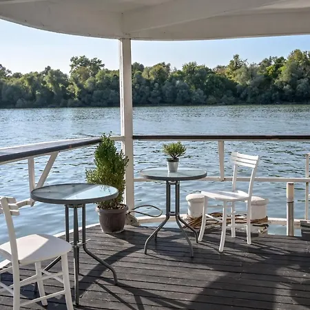 Sweet House On The River