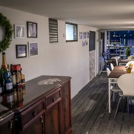 Sweet House On The River Belgrade