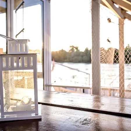 Sweet House On The River *